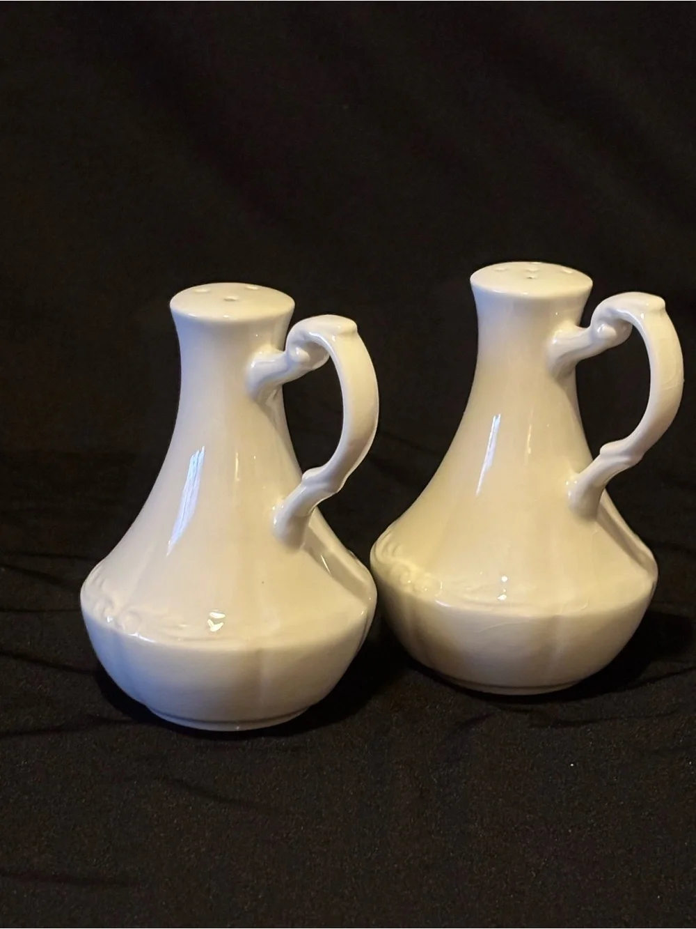 Vintage All White Meakin Salt & Pepper Shakers.